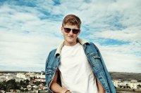 De beste manier om kleding te bewaren en te organiseren